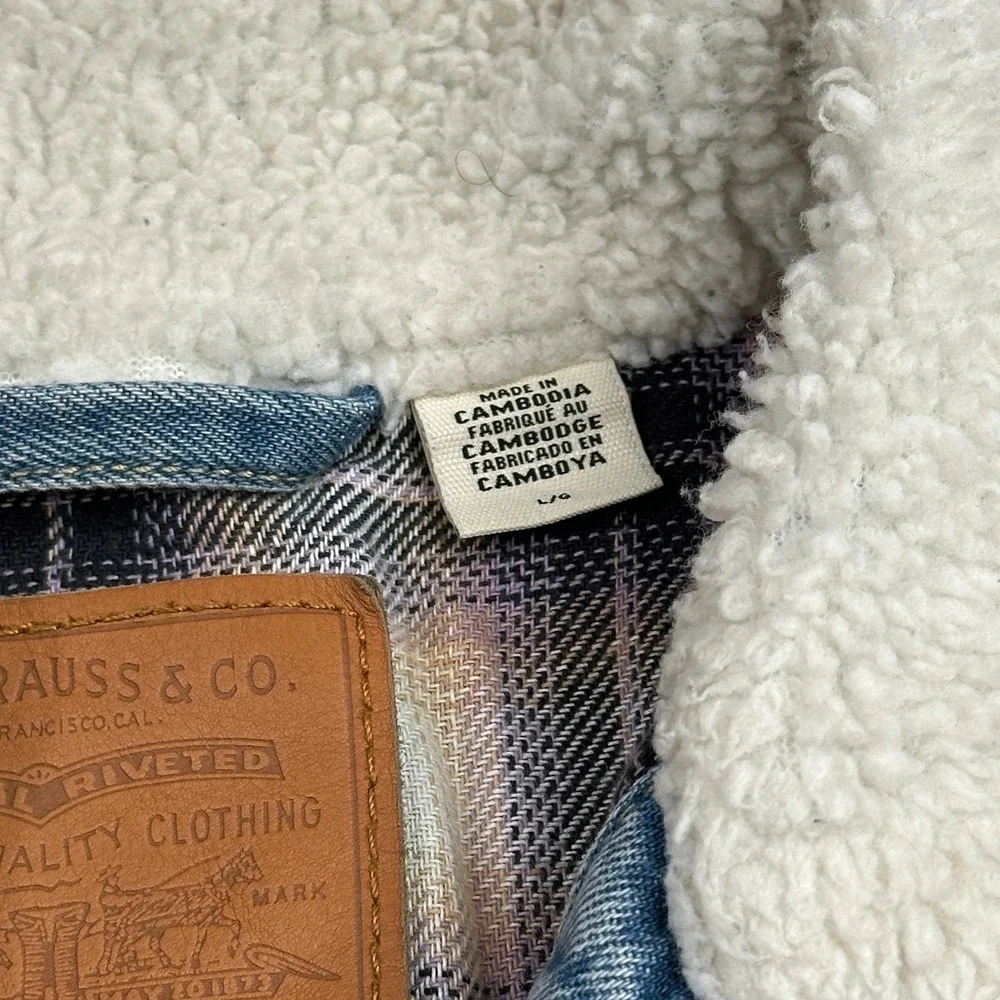 NWT Levis Premium Type I Sherpa‎ Trucker Jacket Light Wash Plaid Lined A4080 L